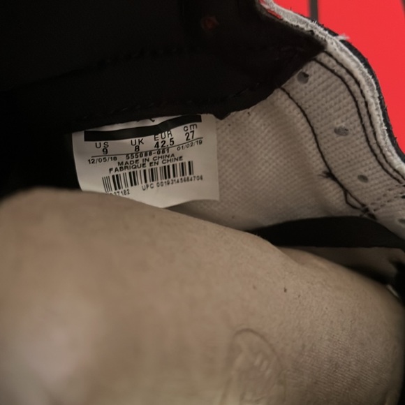 Air Jordan Retro 1 High OG Gym Red - Size M 9 - NWT - Picture 11 of 12